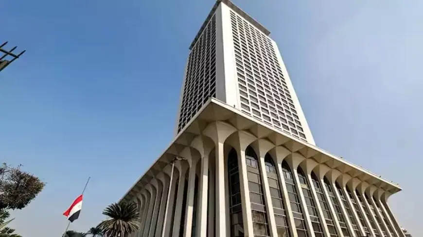 مصر تدعو مواطنيها إلى تجنب السفر إلى سوريا