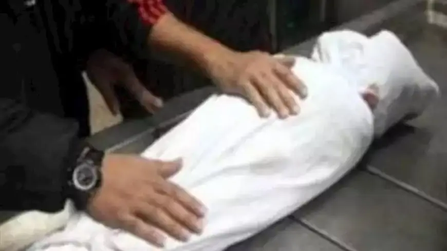 الجاني خنقها وسرق حلقها.. تفاصيل العثور على جثة طفلة مدفونة فوق سطح منزل بقنا