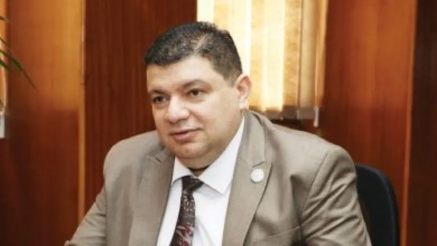 وزير النقل ونظيره السوداني يوقعان على محضر الاجتماع الأول للجنة المشتركة لدراسة الربط السككي بين البلدين