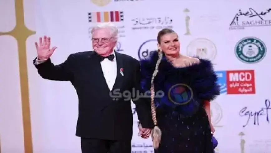 أحمد حلمي يهنئ محمد سعد بالعودة إلى السينما بفيلم الدشاش