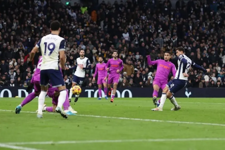 توتنهام يتعادل أمام وولفرهامبتون في الدوري الإنجليزي