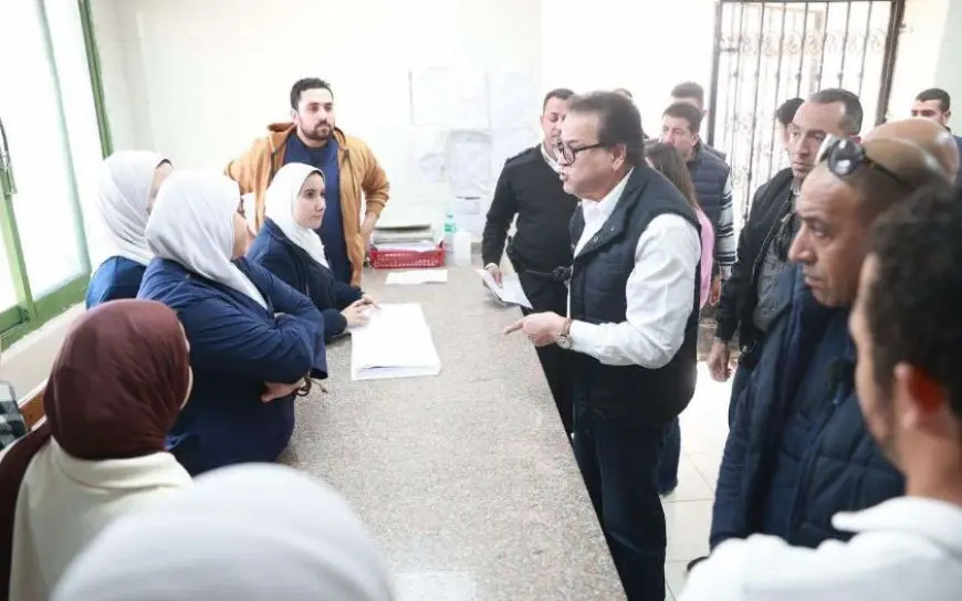 وزير الصحة يوجه بتحرير محضر شرطة لإثبات واقعة تعدي على ممرضة بمستشفى السادات المركزي