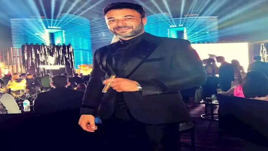 تصدر “التريند” بعد صورته مع أبنائه.. 20 صورة لـ محمد العمروسي