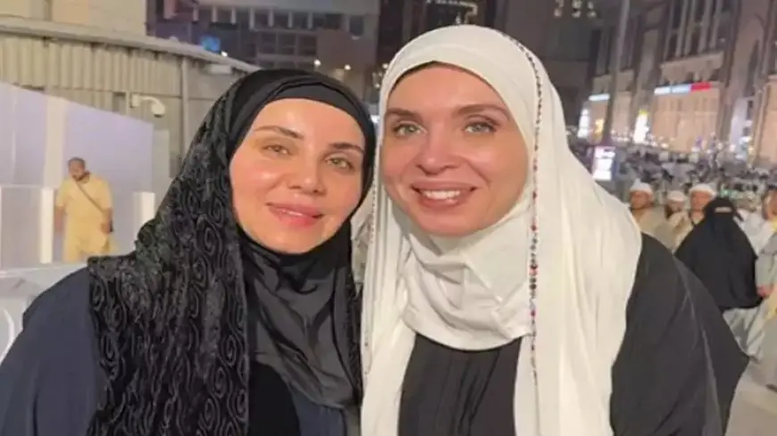 بالصور- دينا تؤدي مناسك العمرة.. والجمهور يعلق:” شكلك حلو اعتزلي والبسي الحجاب”