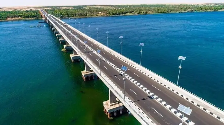 النقل: تنفيذ 18 محورا تنمويا على النيل منذ 2014