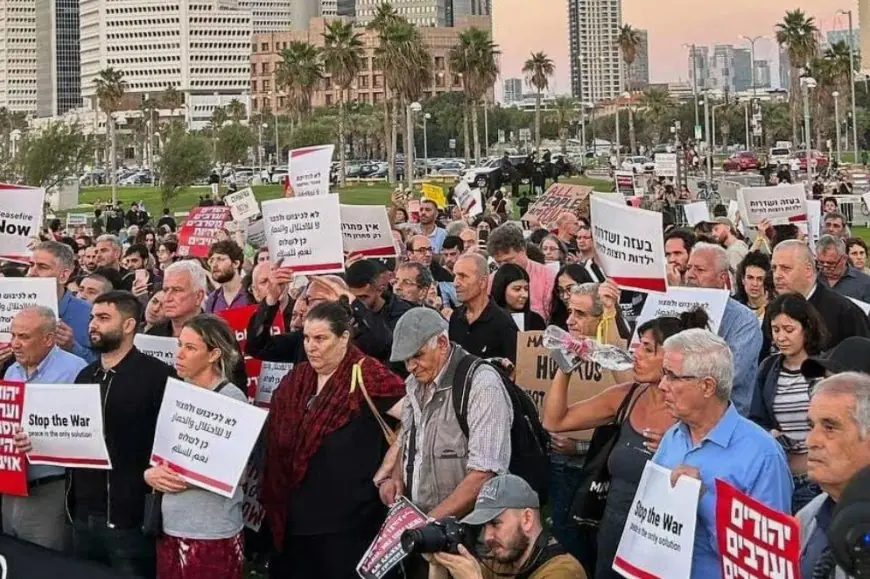 محتجزون إسرائيليون يطالبون حكومتهم بفعل كل شيء لاستمرار صفقة التبادل