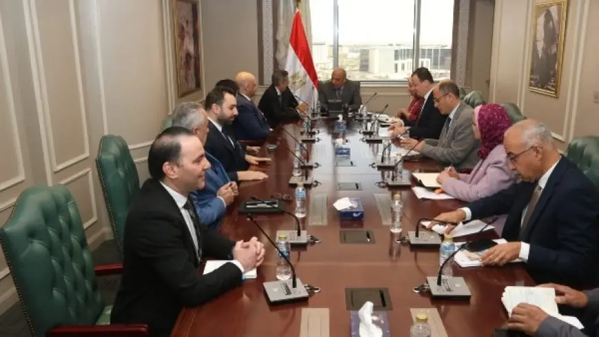 وزير الكهرباء يبحث مع شركة أكوا باور السعودية تعزيز الشراكة فى مجالات الطاقة المتجددة وبطاريات التخزين