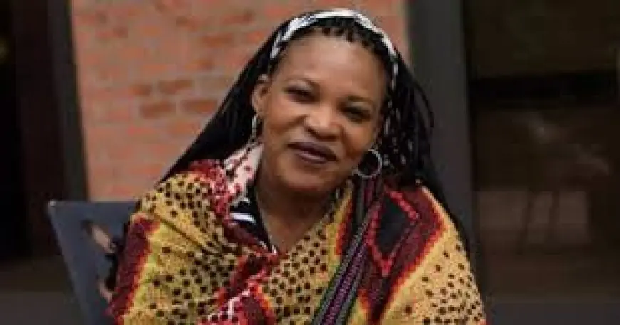 وفاة الفنانة السودانية آسيا مدني