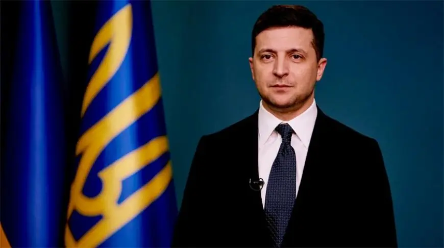 زيلينسكي يسافر إلى الإمارات مع تزايد الزخم بشأن محادثات السلام