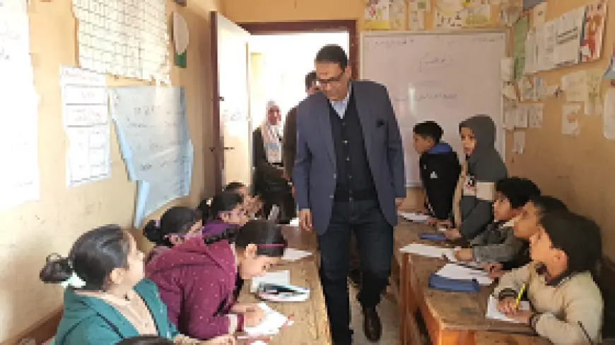 وكيل تعليم الغربية يتابع انتظام الدراسة بإدارة شرق طنطا