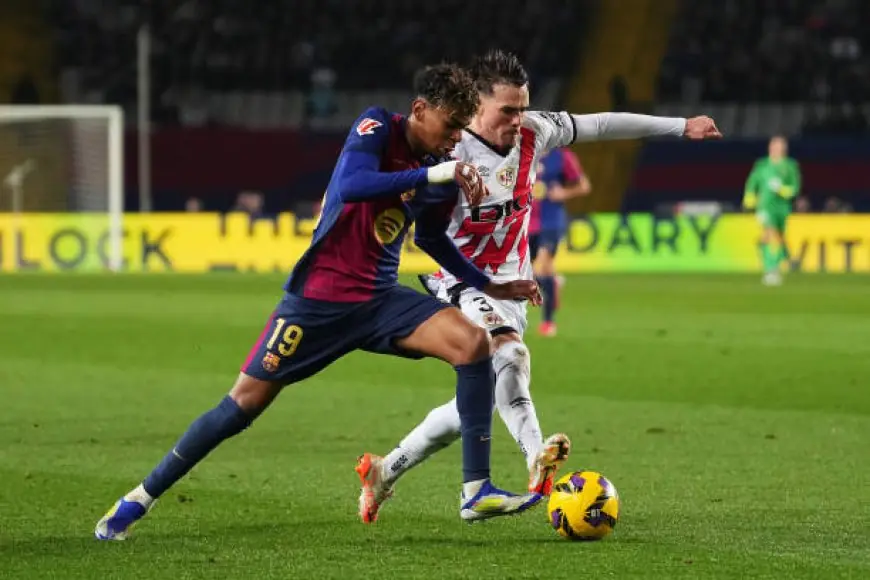 برشلونة يفوز على رايو فاليكانو ويتصدر الدوري الإسباني