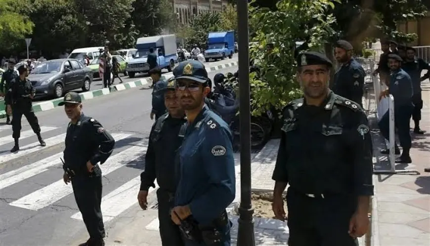 إيران تتهم الزوجين البريطانيين الموقوفين بالتجسس