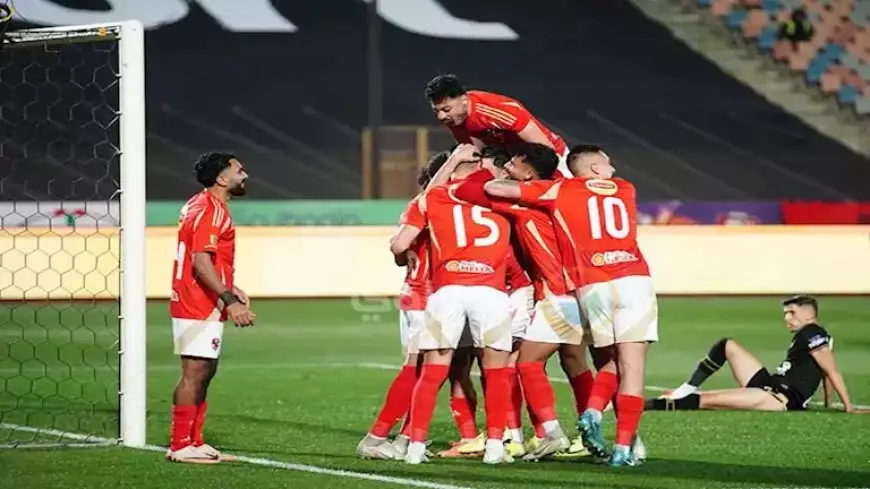 “التحكيم يلعب لصالح الأهلي فقط”.. نجم الزمالك السابق يطلق تصريحات نارية