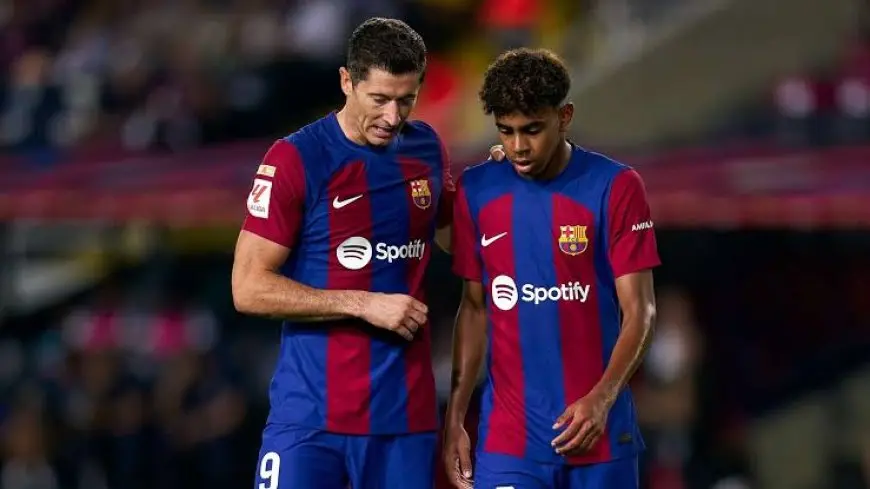 فليك يعلن تشكيل برشلونة لمواجهة بنفيكا