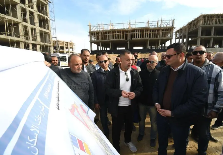وزير الإسكان يشدد على ضرورة دفع معدلات تنفيذ مشروعات قرى مارينا السياحية