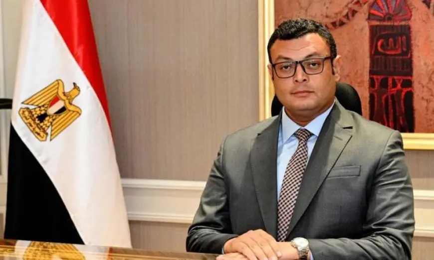 وزير الإسكان: تكثيف معدلات تنفيذ شبكات الكهرباء لقطع أراضي بيت الوطن بمدينة العبور