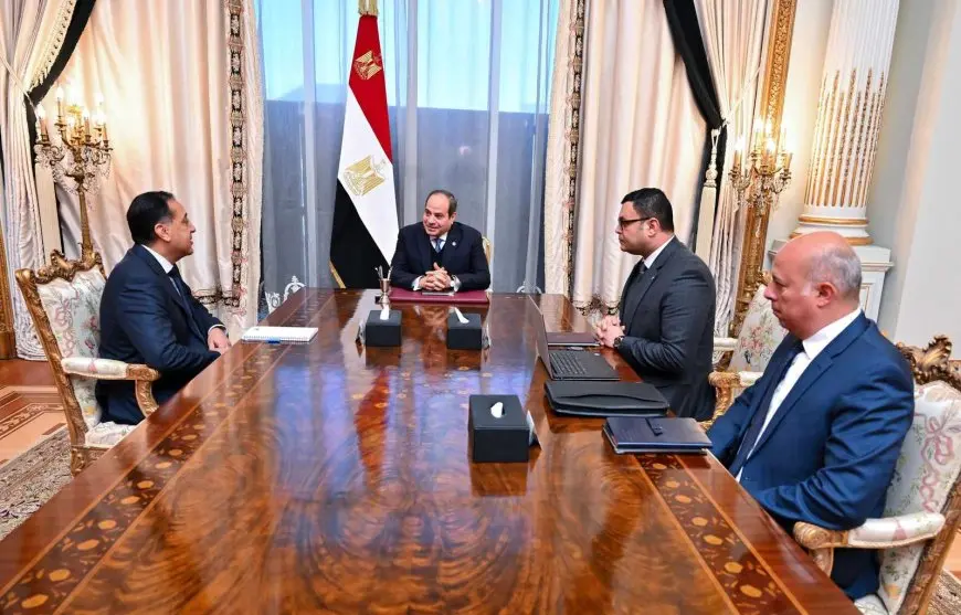 الرئيس السيسي يوجه بتسريع تنفيذ المبادرات السكنية للمصريين بالخارج
