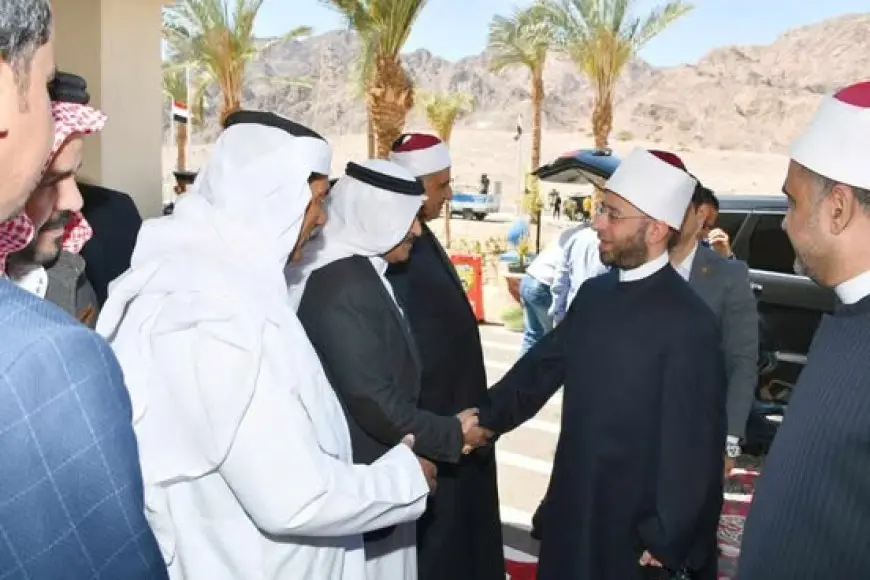 وزير الأوقاف ومحافظ جنوب سيناء يشهدان صلاة الجمعة بمسجد الصديق في نويبع