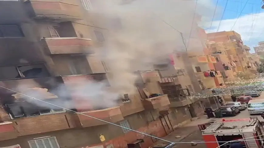 بـ 3 سيارات إطفاء.. إخماد حريق داخل شقة سكنية بحلمية الزيتون | صور