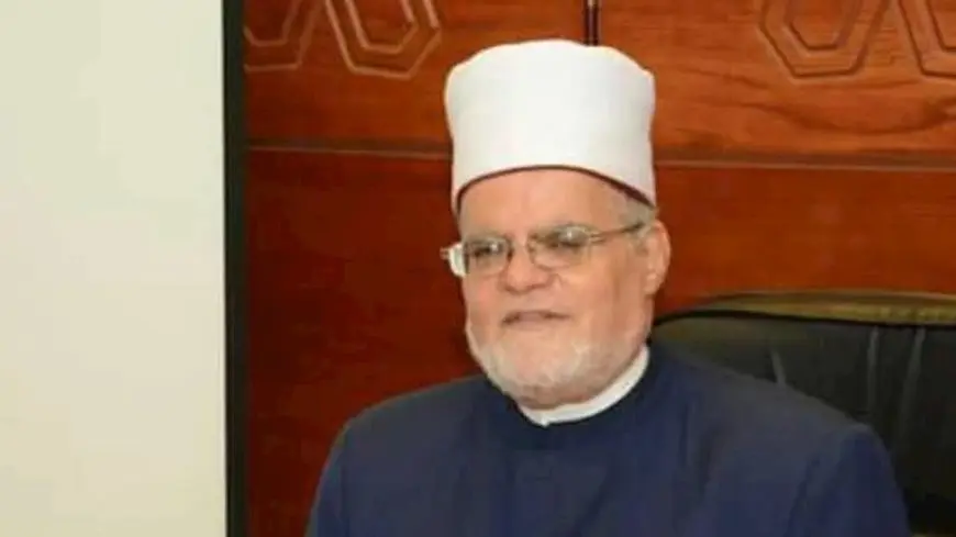 ما حكم وصية زوج بأن تكون عدة زوجته سنة كاملة بعد وفاته؟.. عالم أزهري يجيب