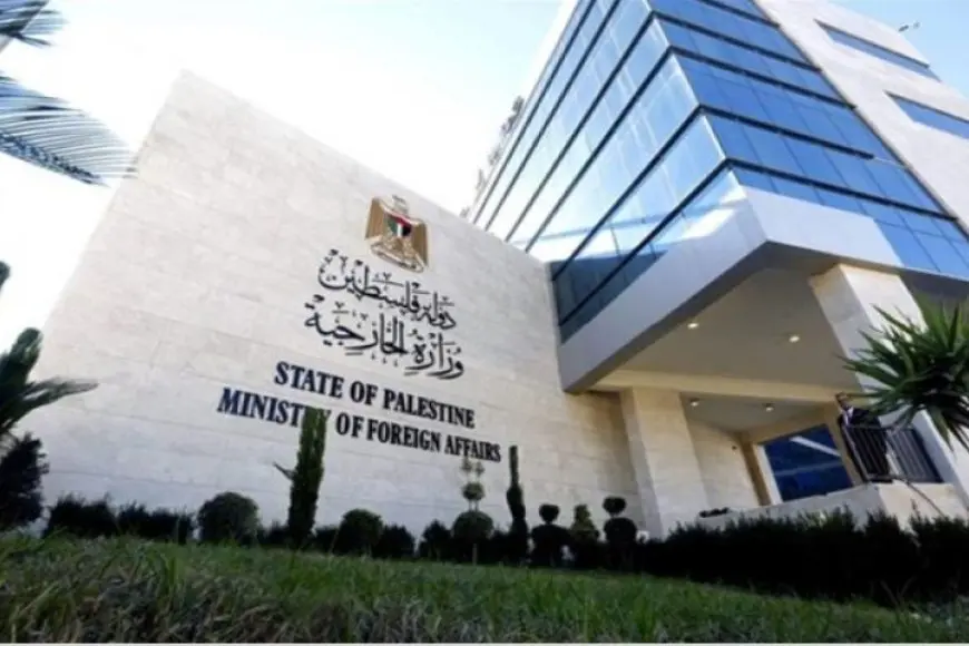 ماذا قالت الخارجية الفلسطينية عن إنشاء إدارة عسكرية إسرائيلية لتسهيل التهجير من غزة؟