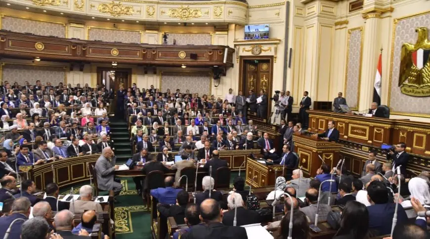 الأغلبية البرلمانية ترحب بقانون المسئولية الطبية.. وتسعى لتعديل الغرامات
