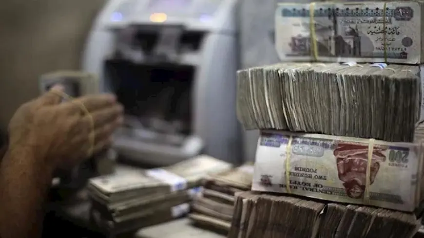 ذهب وعقارات وشهادات ودولار.. كيف تنوع محفظتك الاستثمارية وقت الاضطرابات؟