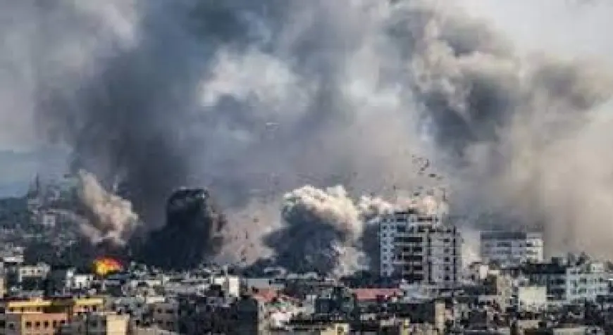 5 شهداء و13 جريحا في قصف الاحتلال خيمة تؤوي نازحين داخل مدرسة بمخيم النصيرات