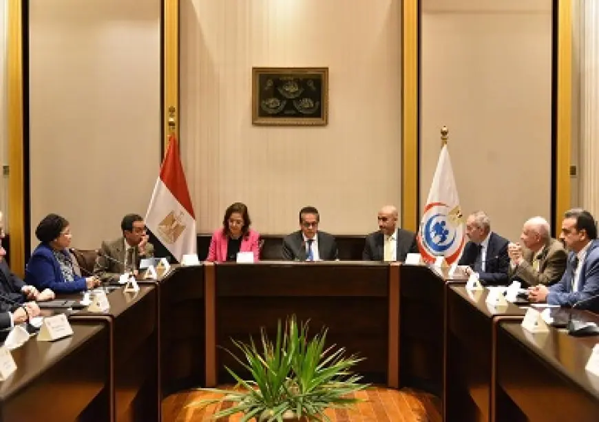 عبد الغفار: التكامل بين التعليم والصحة يشكل حجر الزاوية في بناء أجيال أكثر وعيا