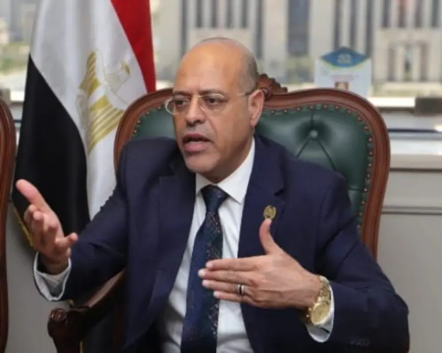 وزير العمل: الأول والثاني من شهر شوال إجازة للعاملين بالقطاع الخاص بمناسبة عيد الفطر