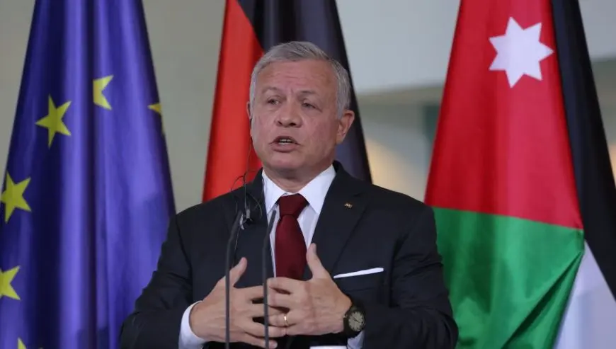 ملك الأردن يؤكد ضرورة تكثيف الجهود لوقف الهجمات الإسرائيلية على غزة بشكل فوري