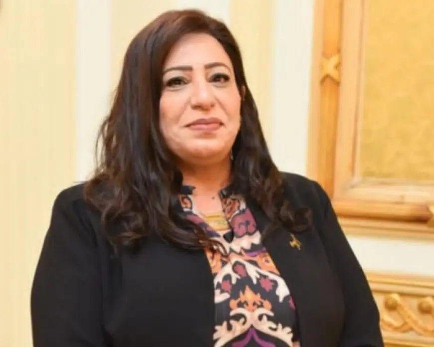 وزير السياحة يصدر قرارا بتعيين سامية سامي مساعدا للوزير لشئون شركات السياحة