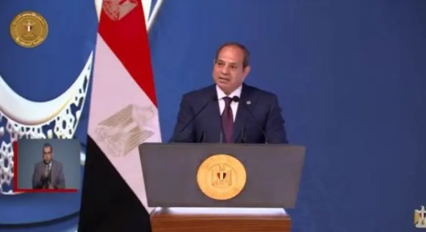 الرئيس السيسي يعرب عن تقديره لتماسك الشعب: ده مش جديد على المصريين