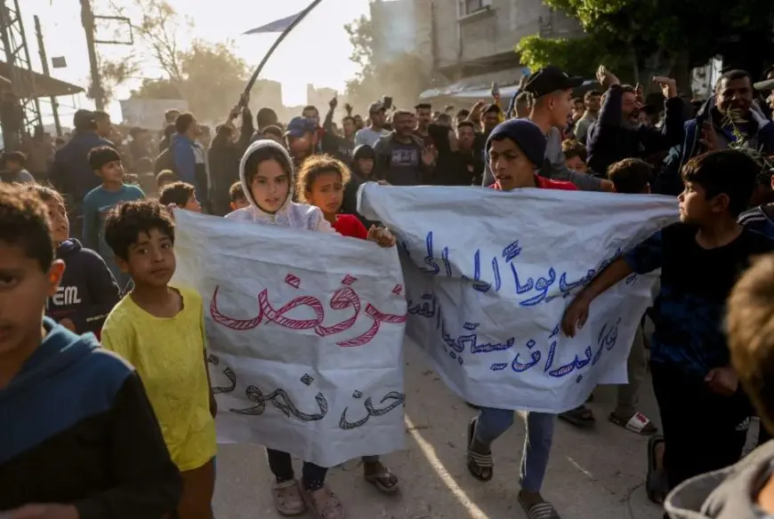 فلسطينيون في غزة يحتجون ضد حماس لليوم الثاني على التوالي