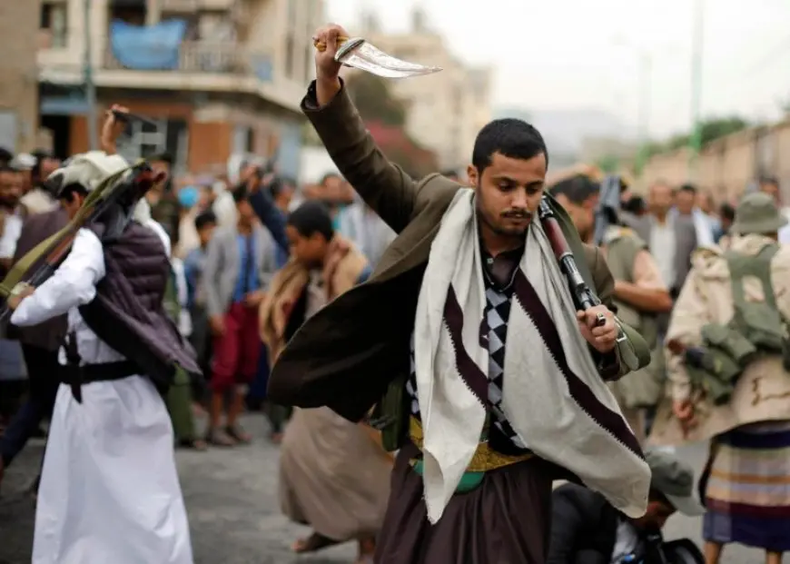 الحوثيون: 20 غارة أمريكية استهدفت صنعاء وثلاث محافظات