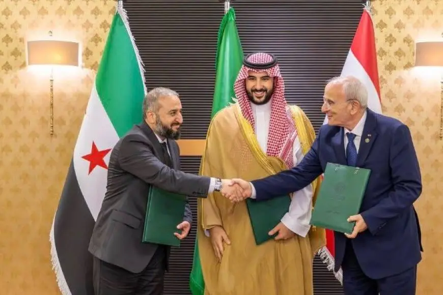 وزيرا دفاع سوريا ولبنان يوقعان في السعودية اتفاقا لترسيم الحدود