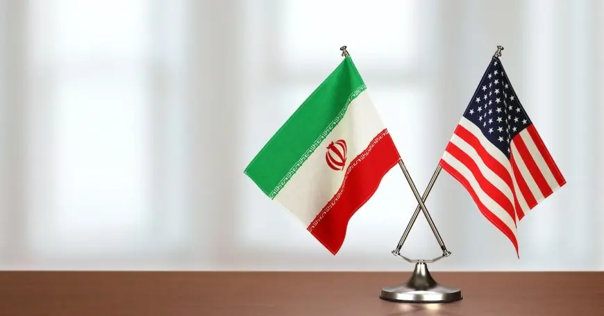 ديلي إكسبريس نقلا عن مصدر مقرب من إدارة ترامب: إيران قد تختفي بحلول سبتمبر