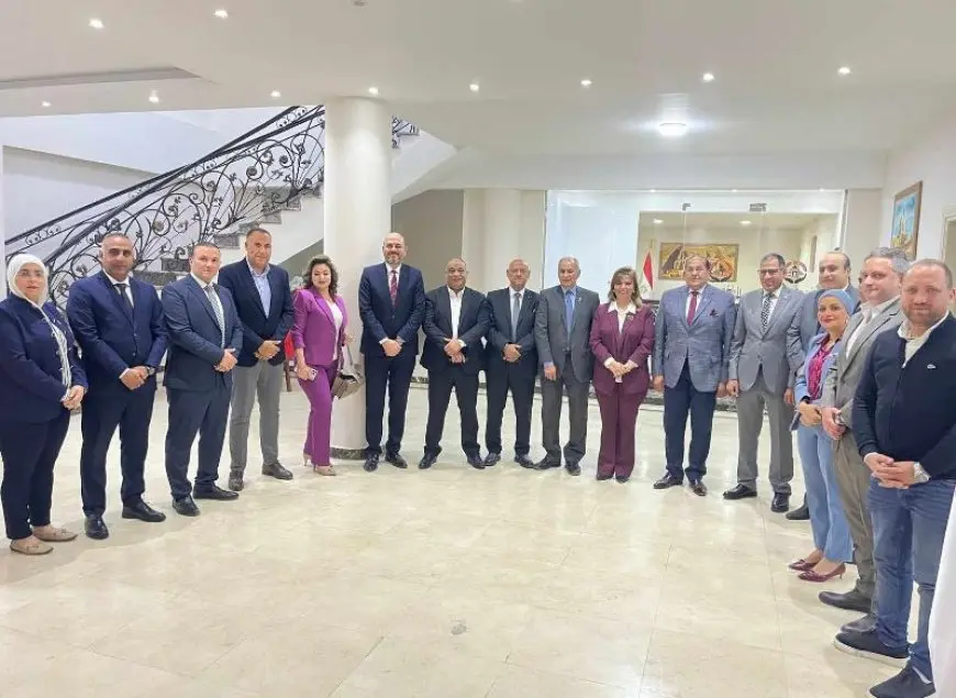 أمانة النقابات المهنية بحزب الجبهة الوطنية تعلن انطلاق الأنشطة والفاعليات المختلفة