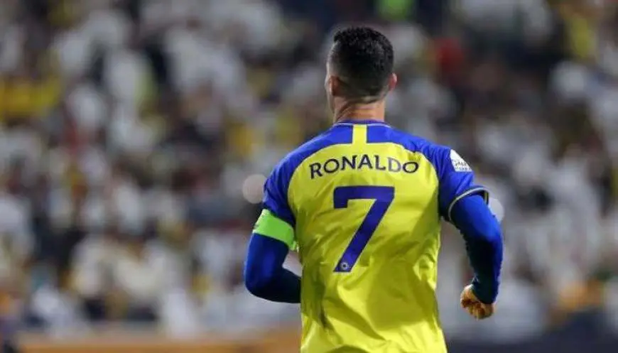 أول تعليق من رونالدو بعد تسجيله هدفين أمام الهلال