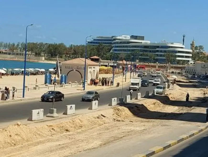 الإسكان: الانتهاء من توسعة كورنيش الإسكندرية بحلول 30 يونيو