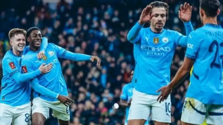 لاعب مانشستر سيتي يتعرض للإعتداء والشرطة تتدخل.. ما القصة؟