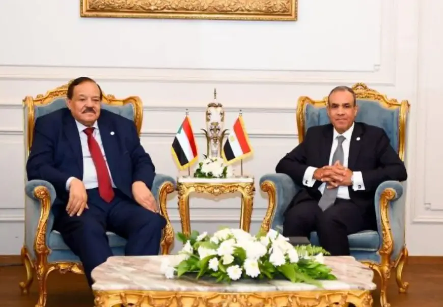 وزير الخارجية يستقبل نظيره السوداني على هامش المؤتمر الوزاري لعملية الخرطوم