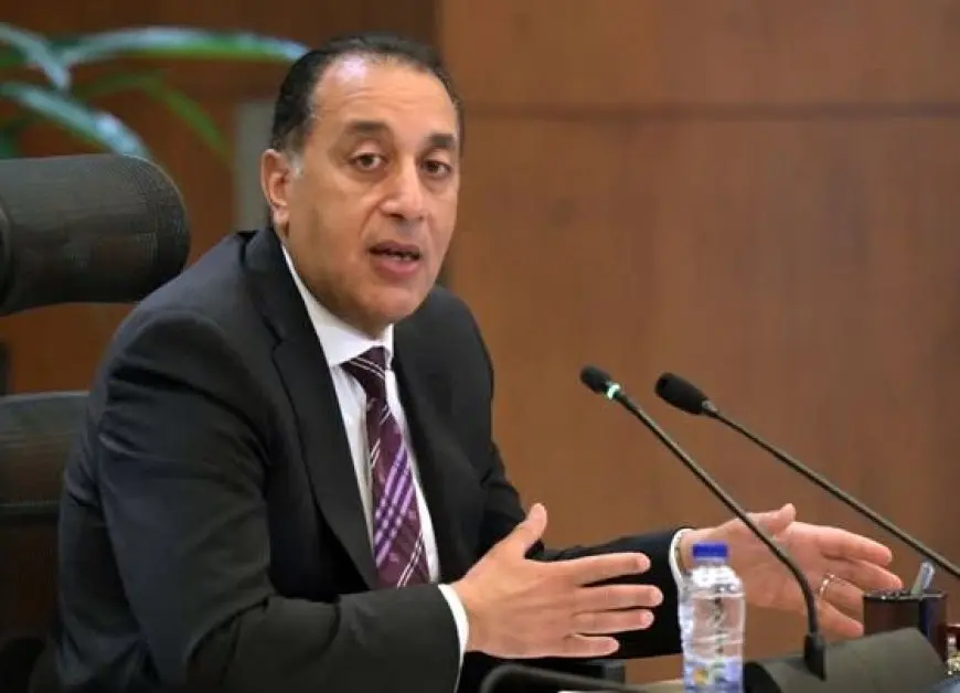 رئيس الوزراء: تعديلات تشريعية لتعزيز أداء البورصة المصرية وجذب المواطنين إليها