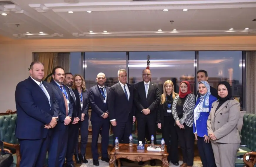 وزير العمل يلتقي وزير الهجرة واللجوء اليوناني لتنفيذ اتفاقية تشغيل العمالة الموسمية المصرية