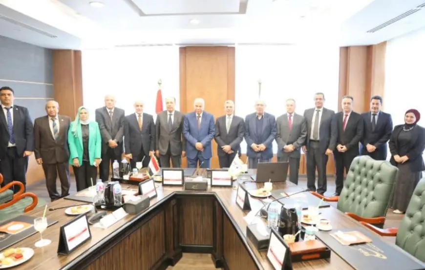 توقيع بروتوكول تعاون بين وكالة الفضاء وأكاديمية الشروق لتعزيز البحث العلمي وتطبيقات تكنولوجيا الفضاء