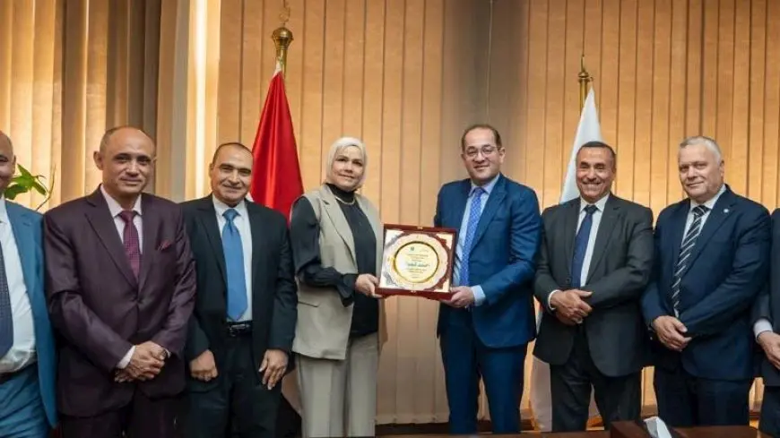 وزير المالية خلال تكريم 7 قيادات ضريبية: اجتهدوا في رضاء الممولين بحفظ حقوقهم