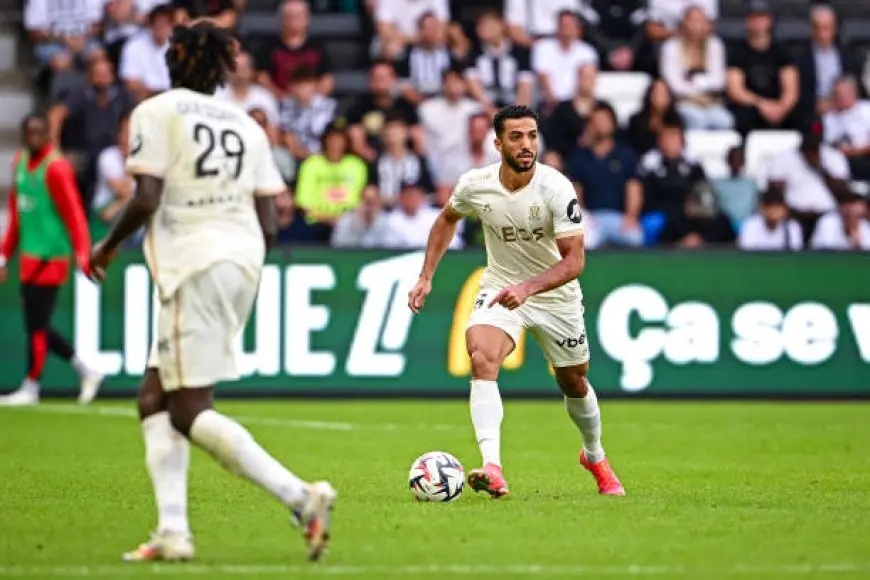 استبعاد محمد عبد المنعم من قائمة نيس لمواجهة ستراسبورج بالدوري الفرنسي
