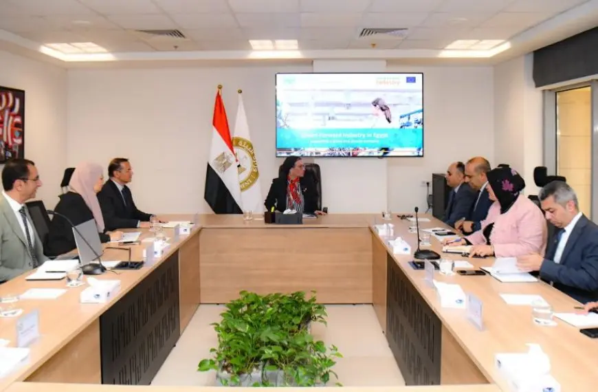 البيئة: نسعى لتنسيق الجهود بين مشروعات تحقيق الاستدامة وصون الطبيعة في البحر الأحمر لتحقيق نتائج مستدامة