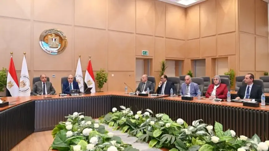 توجيهات لأجهزة الري بالمنيا بمواصلة أعمال تطهيرات الترع والمصارف وتأهيل محطات الرفع والمنشآت المائية