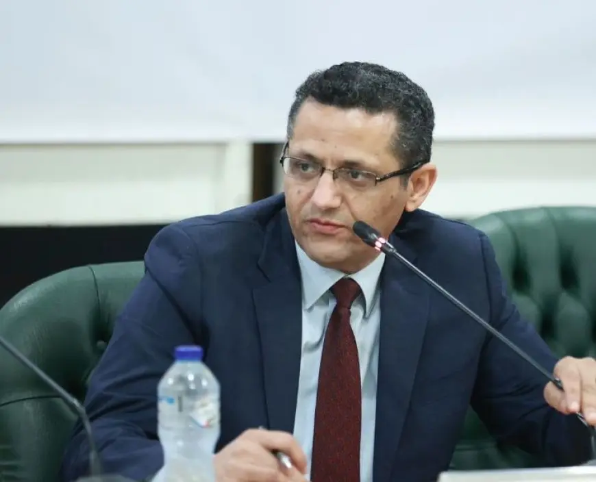 نقيب الصحفيين: تصريحات ترامب حول قناة السويس سابقة خطيرة